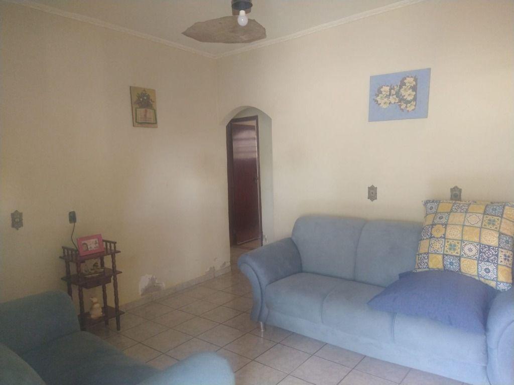 Casa, 3 quartos, 142 m² - Foto 1