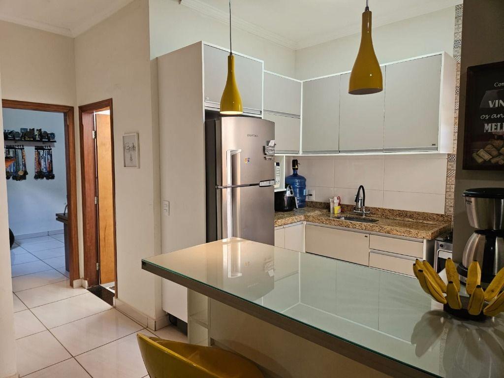 Casa, 2 quartos, 150 m² - Foto 1