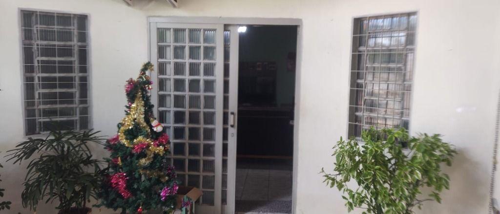 Casa, 3 quartos, 254 m² - Foto 1