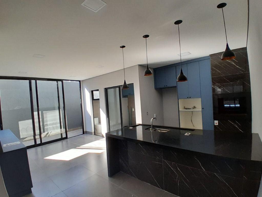 Casa, 3 quartos, 141 m² - Foto 2