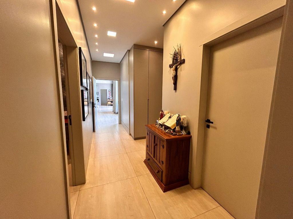 Casa, 4 quartos, 330 m² - Foto 3
