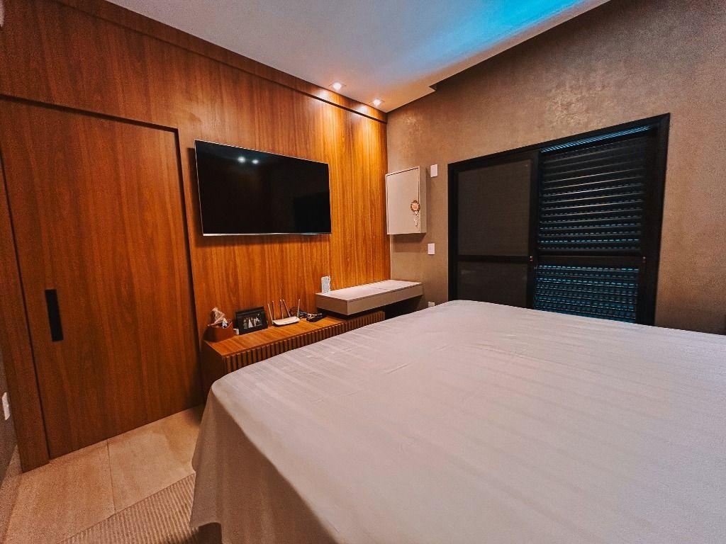 Casa, 4 quartos, 330 m² - Foto 12