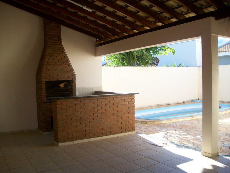 Casa, 3 quartos, 285 m² - Foto 1