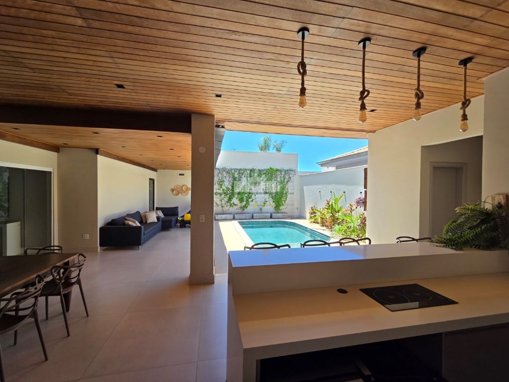 Casa, 4 quartos, 281 m² - Foto 2