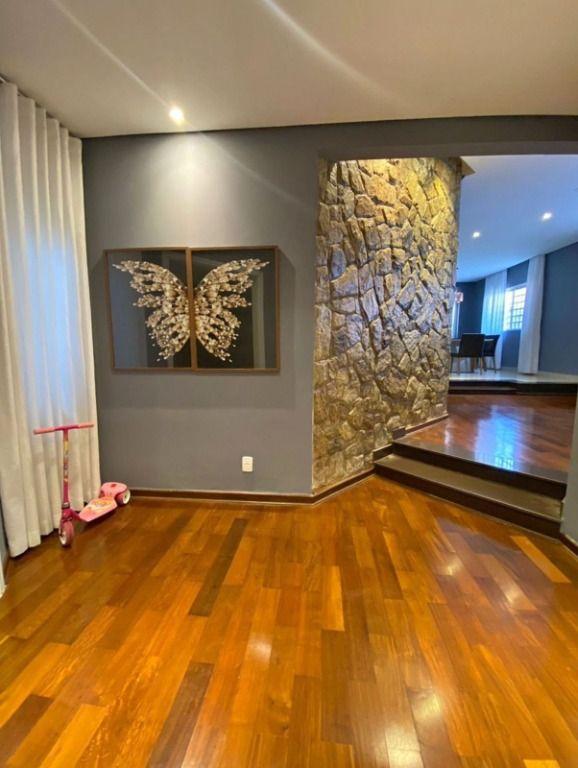 Casa, 4 quartos, 264 m² - Foto 2