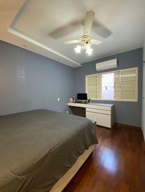 Casa, 4 quartos, 264 m² - Foto 15