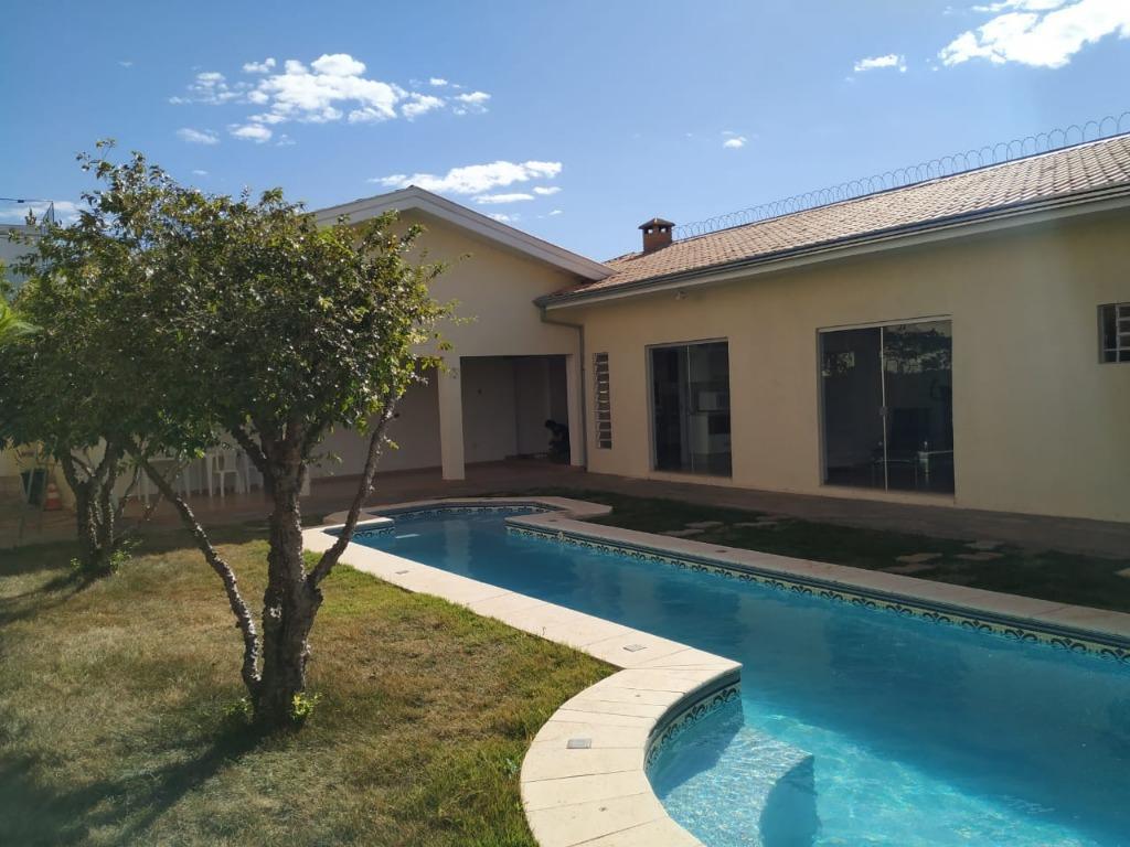 Casa, 3 quartos, 311 m² - Foto 1