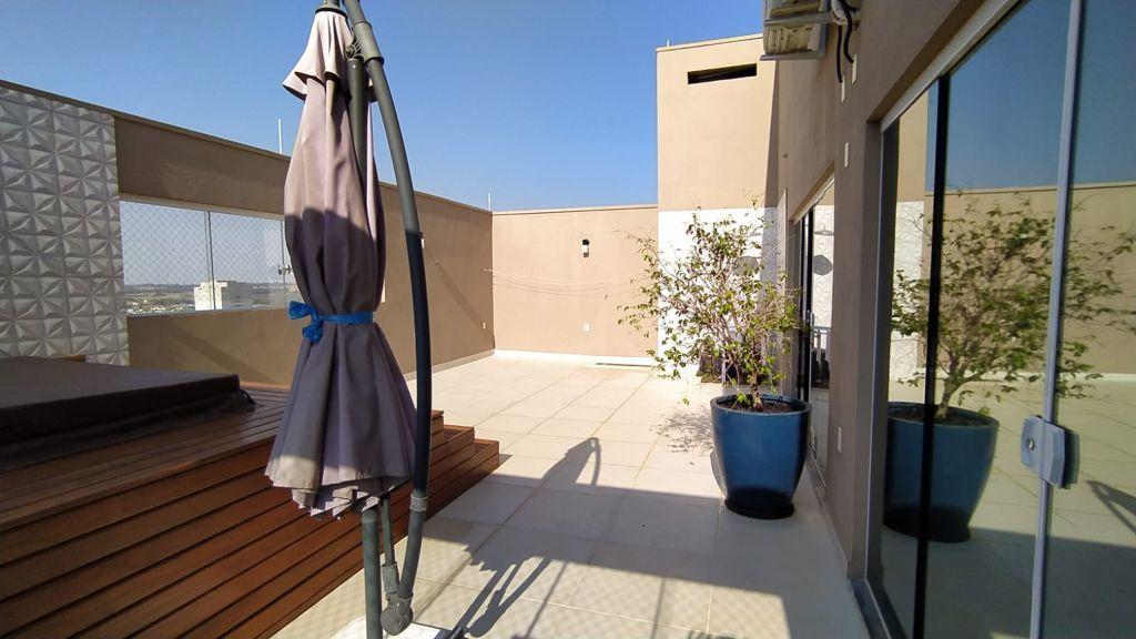 Apartamento, 3 quartos, 232 m² - Foto 1