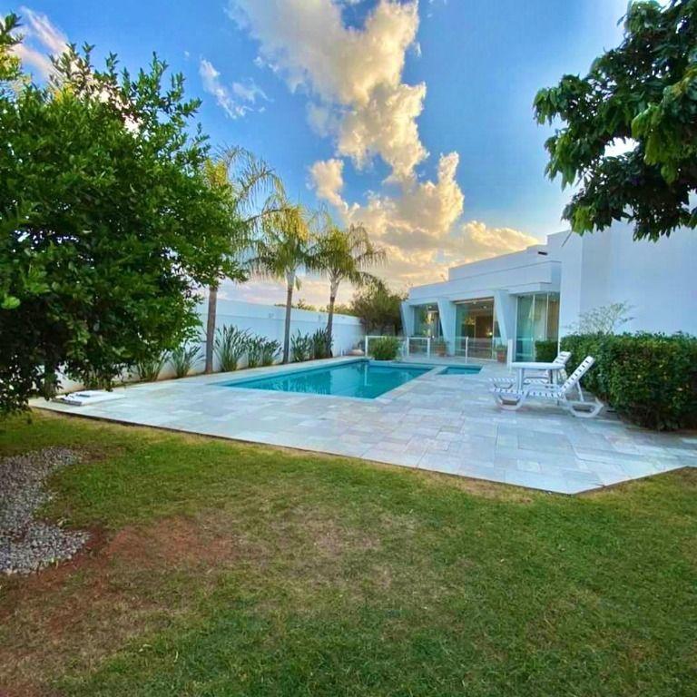 Casa, 3 quartos, 403 m² - Foto 1