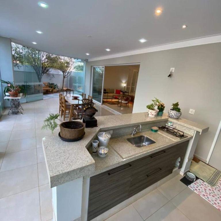 Casa, 3 quartos, 403 m² - Foto 3