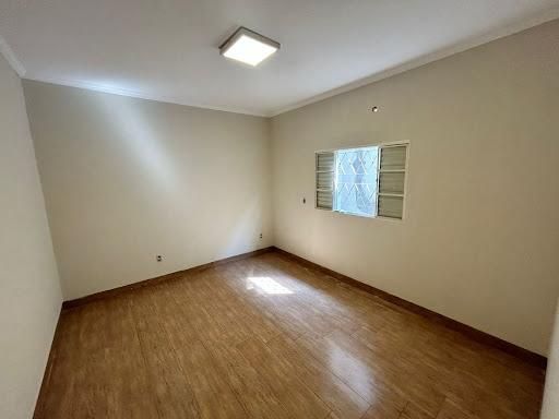 Casa, 3 quartos, 210 m² - Foto 3