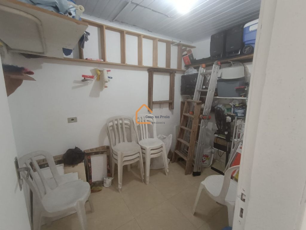 Venda de casas / geminada na cidade de praia grande