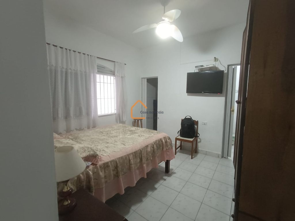 Venda de casas / geminada na cidade de praia grande