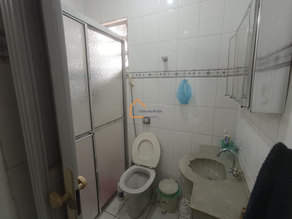 Venda de casas / geminada na cidade de praia grande