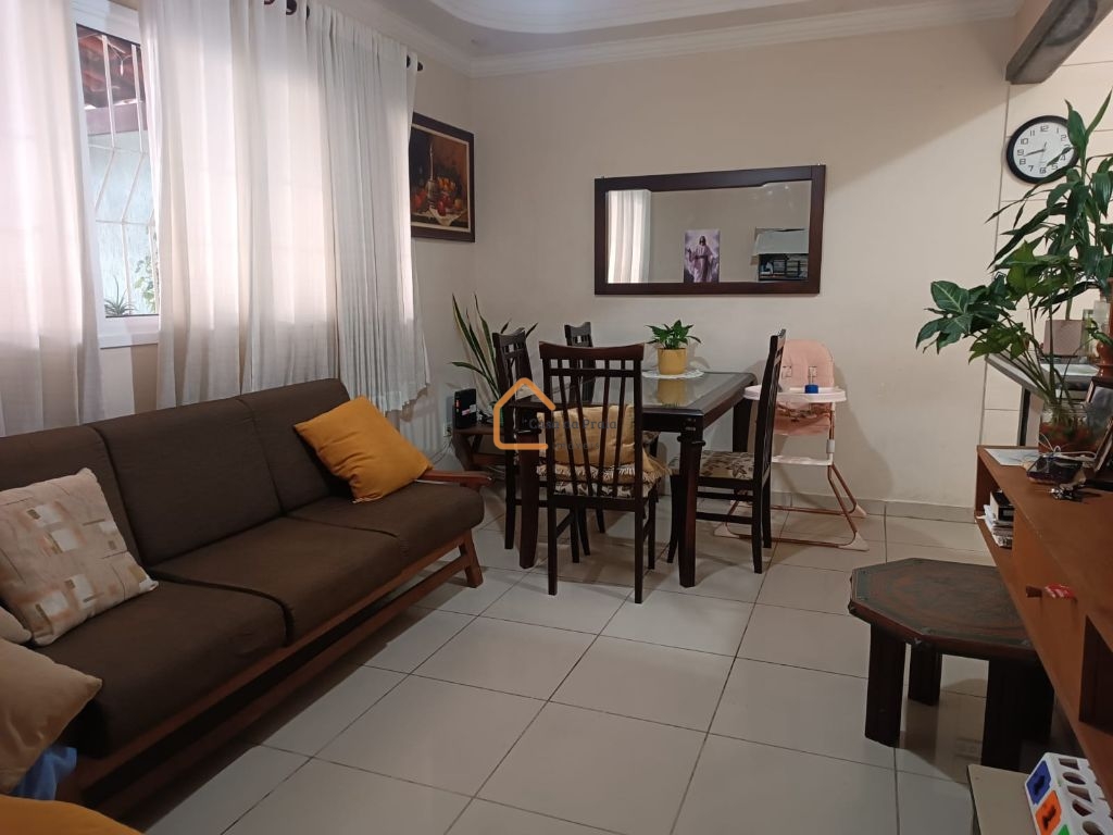 Venda de casas / geminada na cidade de praia grande