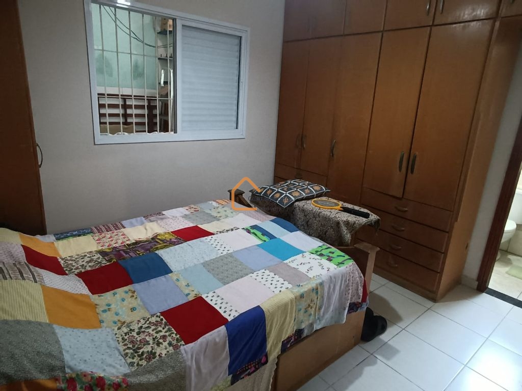 Venda de casas / geminada na cidade de praia grande