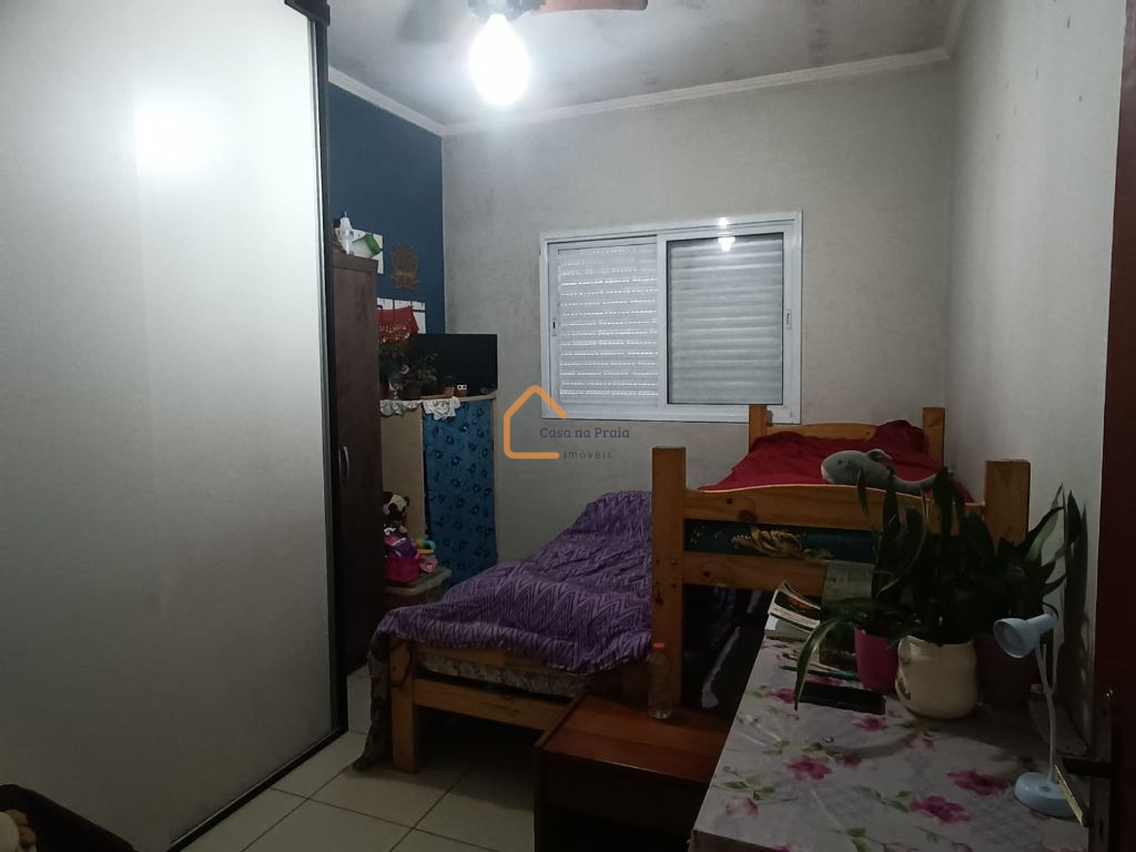 Venda de casas / geminada na cidade de praia grande