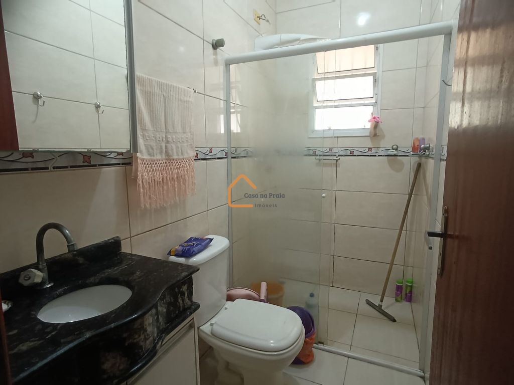 Venda de casas / geminada na cidade de praia grande
