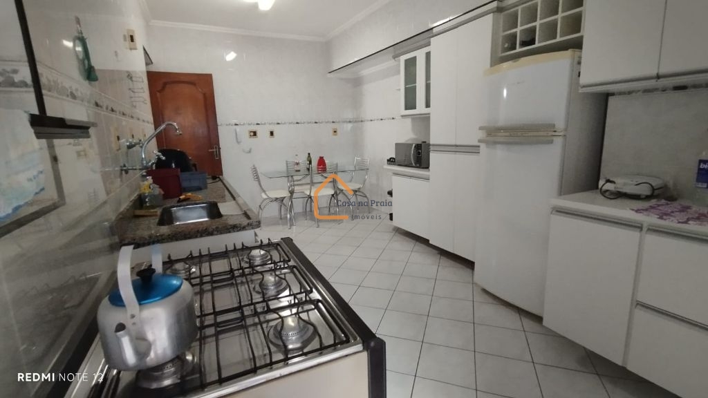 Locação de Apartamentos / Padrão na cidade de Praia Grande