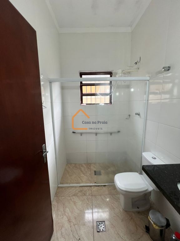 Venda de casas / geminada na cidade de praia grande