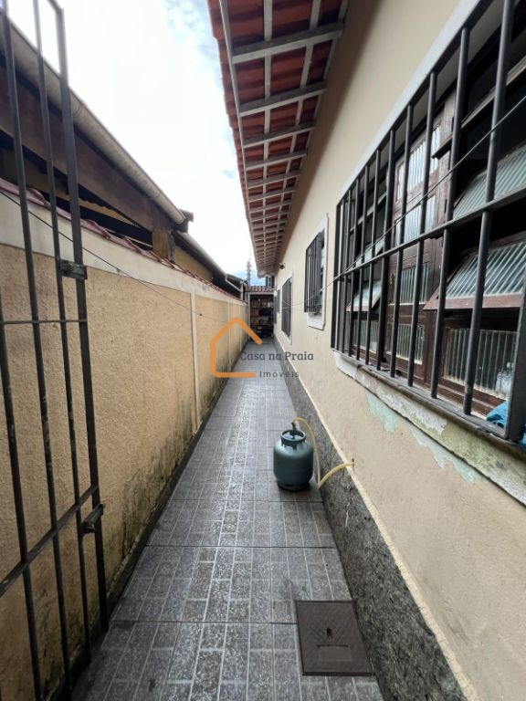 Venda de casas / geminada na cidade de praia grande