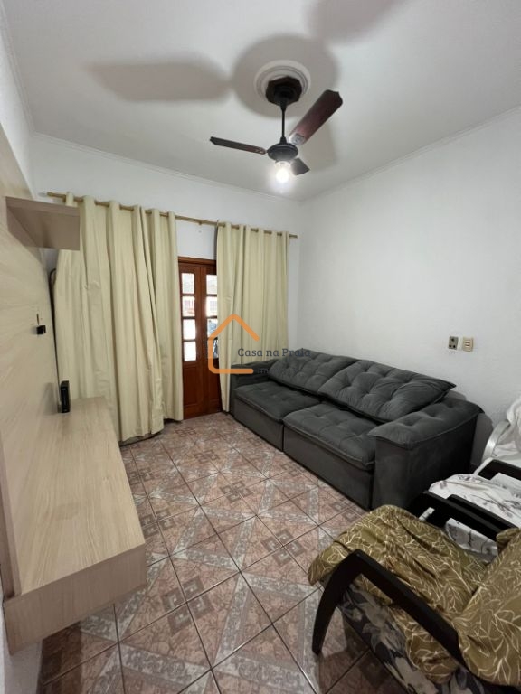 Venda de casas / geminada na cidade de praia grande