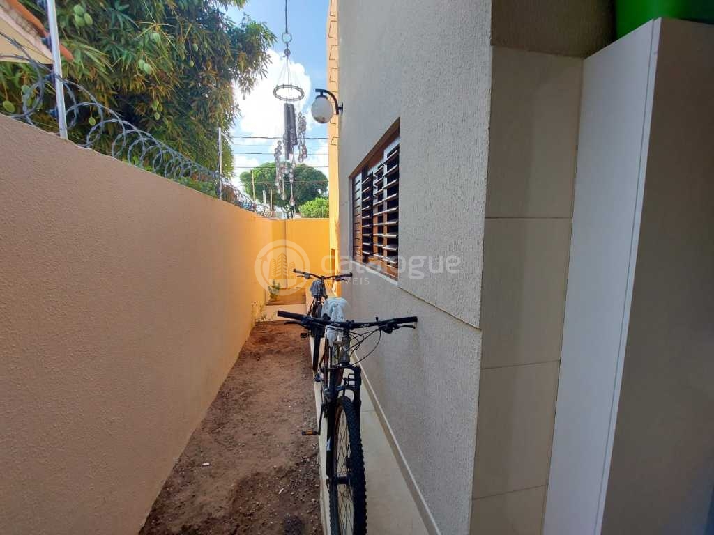 Casa Duplex em Lagoa Nova