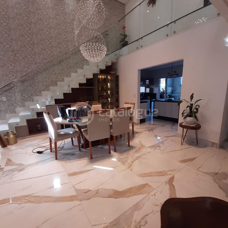 Excelente casa duplex com fino acabamento no Cajupiranga Condomínio Club