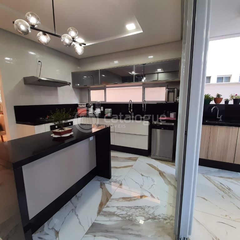 Excelente casa duplex com fino acabamento no Cajupiranga Condomínio Club