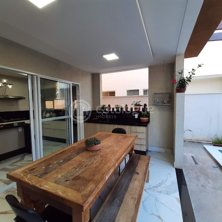 Excelente casa duplex com fino acabamento no Cajupiranga Condomínio Club