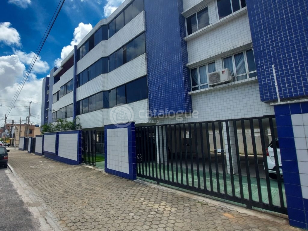 Edifício Portugal em Lagoa Nova