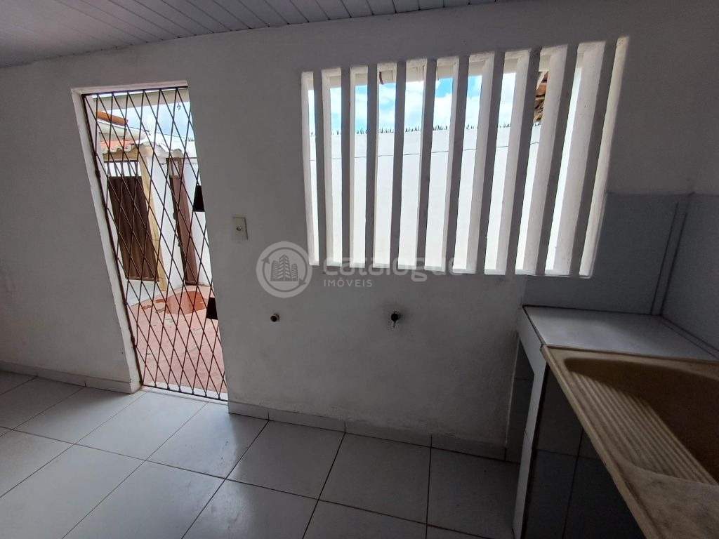 Oportunidade, Casa no Golandim, com ponto comercial próximo ao terminal de ônibus. 300m²