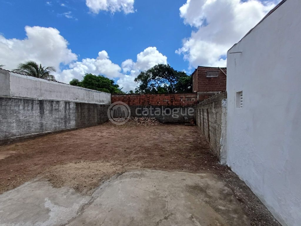 Oportunidade, Casa no Golandim, com ponto comercial próximo ao terminal de ônibus. 300m²