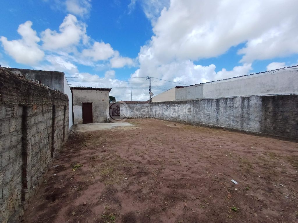 Oportunidade, Casa no Golandim, com ponto comercial próximo ao terminal de ônibus. 300m²