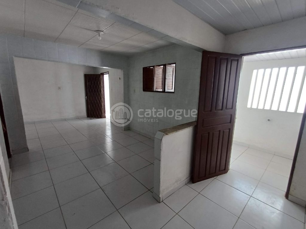 Oportunidade, Casa no Golandim, com ponto comercial próximo ao terminal de ônibus. 300m²