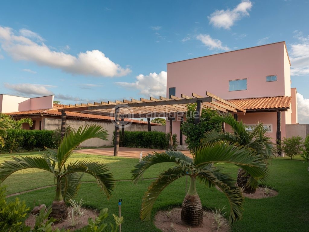 Casa a venda no fazenda real - com 659m2 de área construída 
