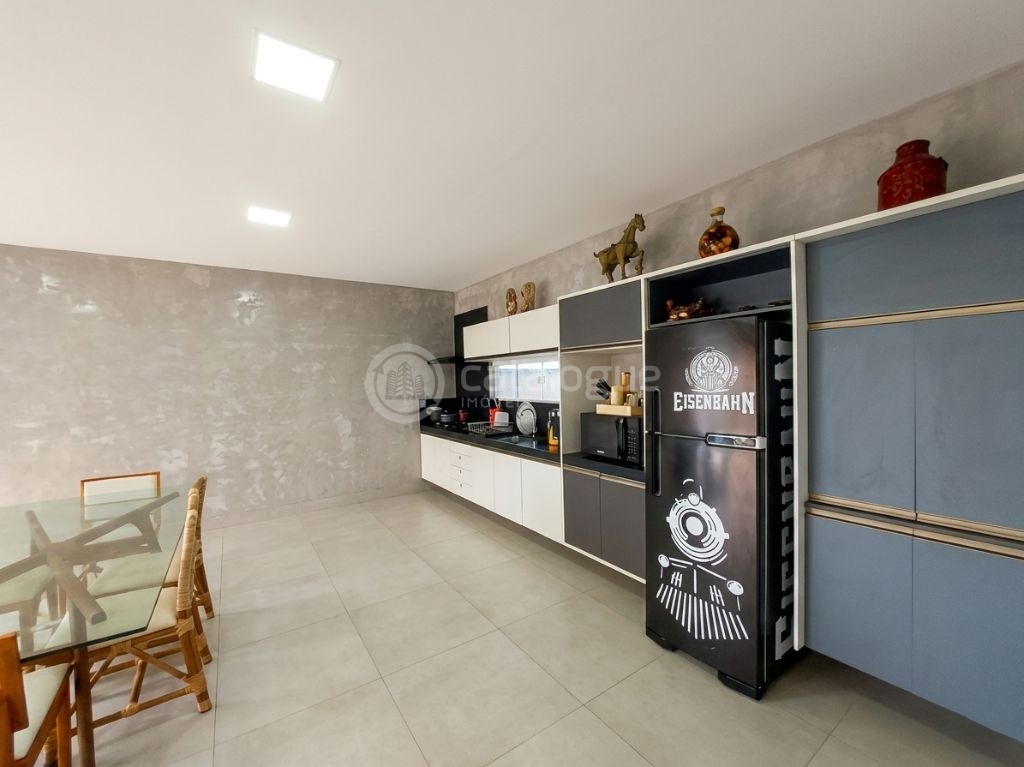 Casa a venda no fazenda real - com 659m2 de área construída 