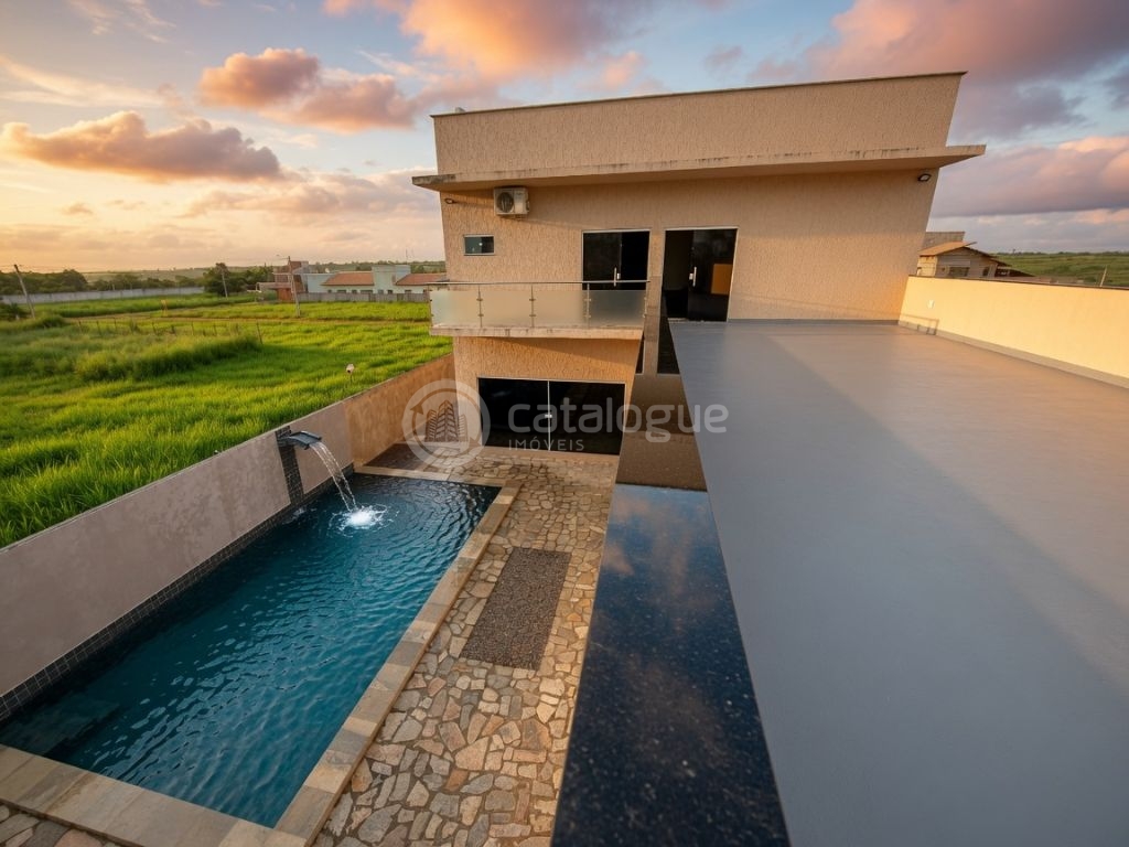 Casa a venda no fazenda real - com 659m2 de área construída 