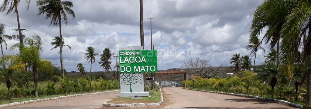 Lote no condomínio lagoa do mato, de esquina.