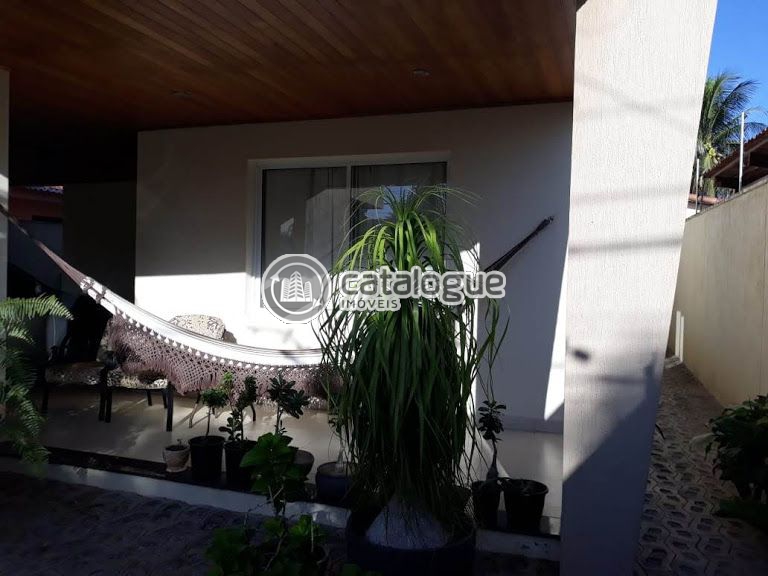 Venda de Casas / Padrão na cidade de Parnamirim