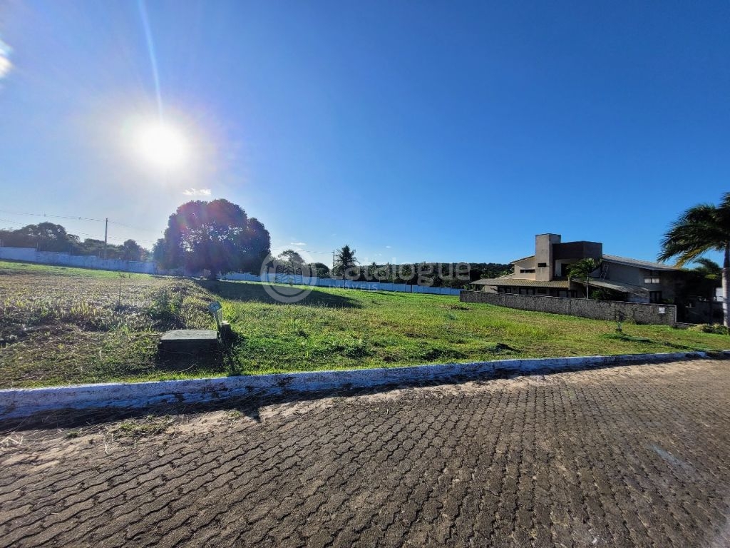 Lote no condomínio clube rio verde