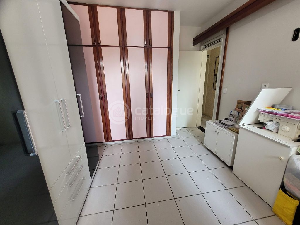 Edifício Des. Floriano Cavalcanti em Petrópolis - 165m²