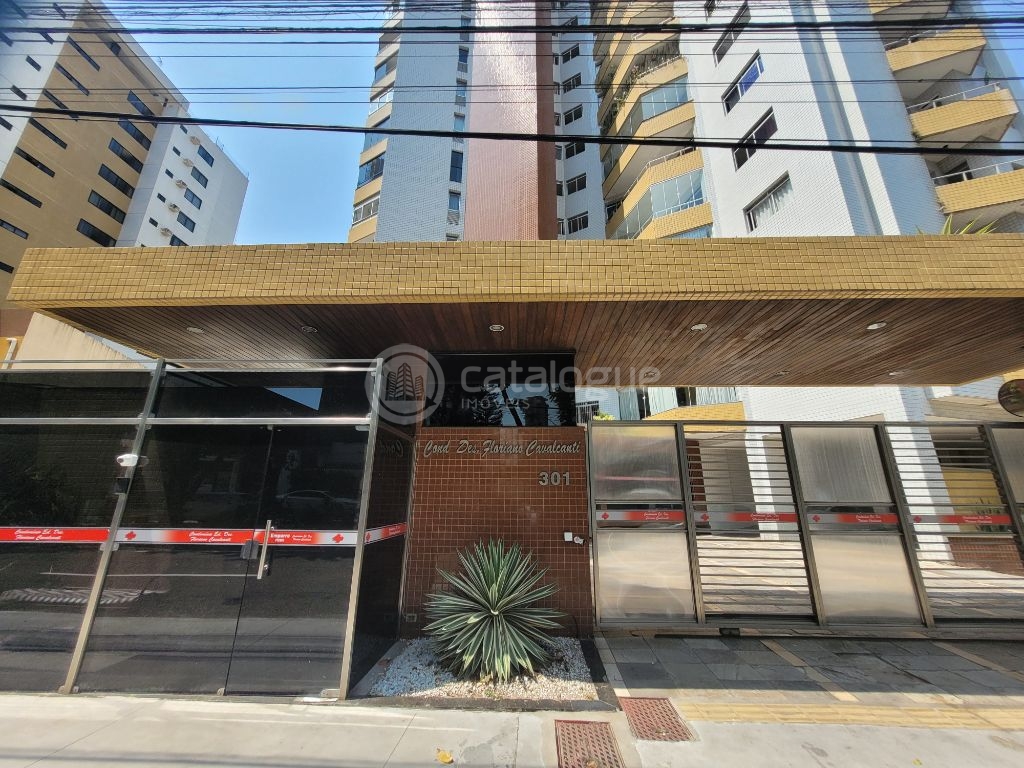 Edifício Des. Floriano Cavalcanti em Petrópolis - 165m²