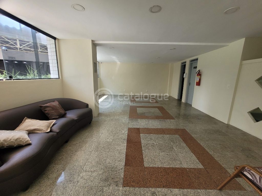 Edifício Des. Floriano Cavalcanti em Petrópolis - 165m²