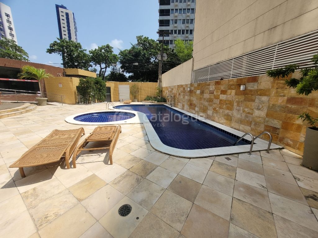 Edifício Des. Floriano Cavalcanti em Petrópolis - 165m²