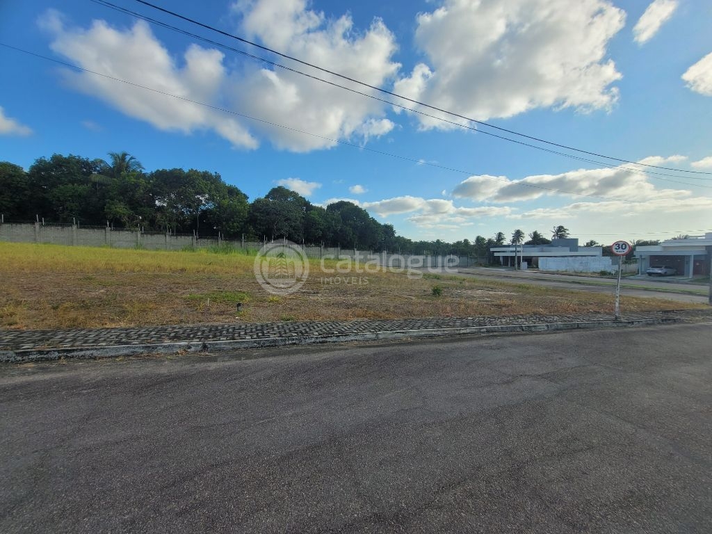 Lote em condomínio fechado