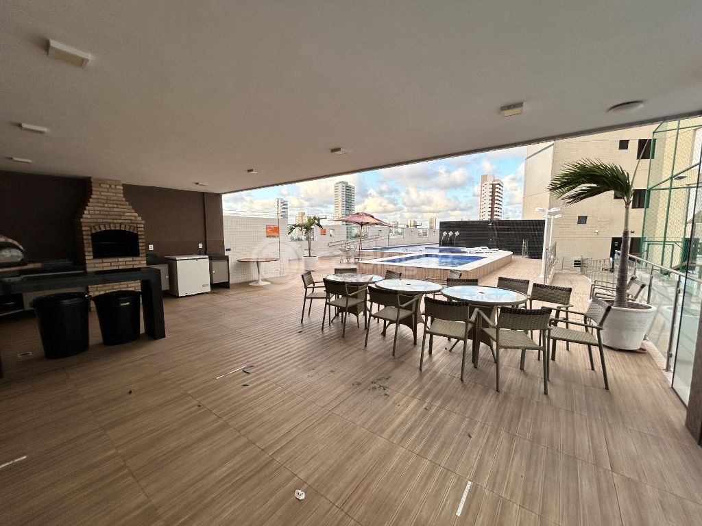 - Cobertura Duplex com 260m2 - 3 suites sendo 01 master com closet