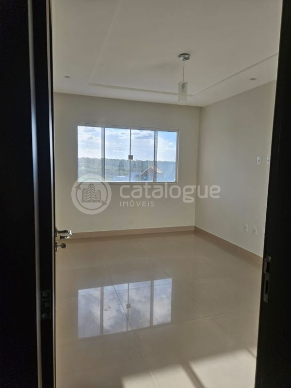 Alphaville - Luxuosa casa de 3 suítes à venda e locação no Condomínio do Pium, em Parnamirim