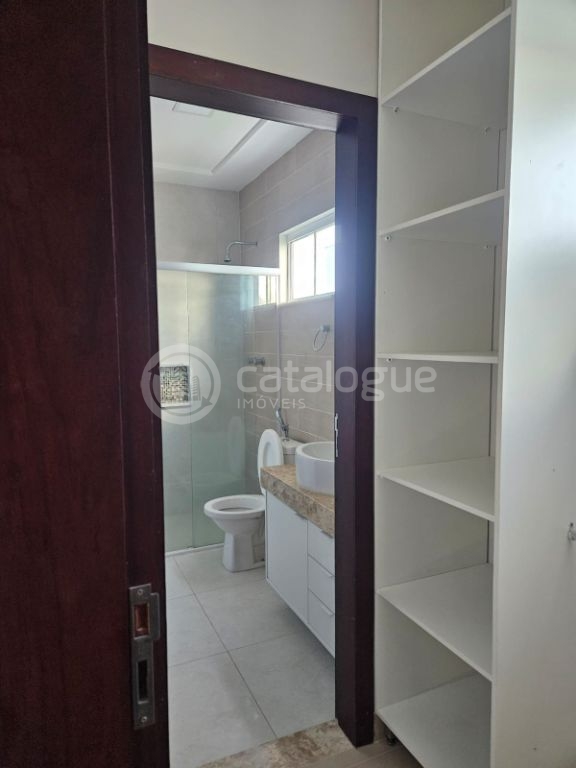 Alphaville - Luxuosa casa de 3 suítes à venda e locação no Condomínio do Pium, em Parnamirim