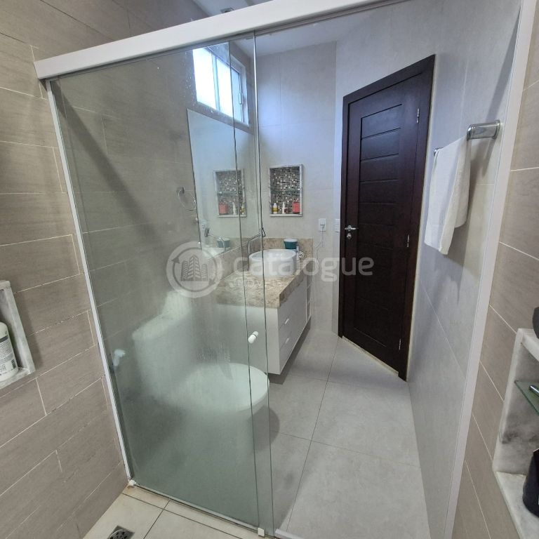 Alphaville - Luxuosa casa de 3 suítes à venda e locação no Condomínio do Pium, em Parnamirim